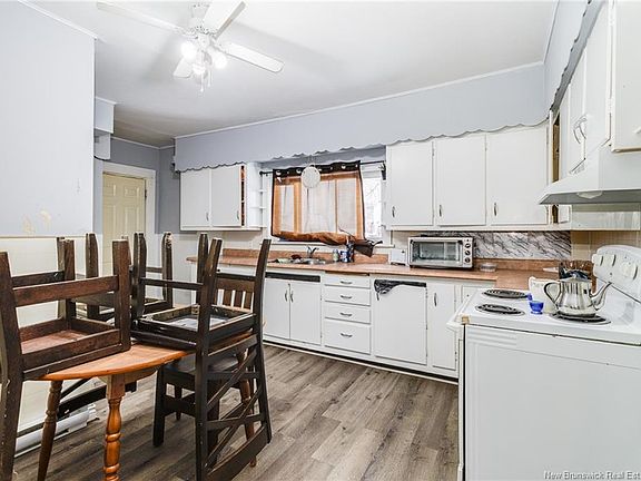 5th image of 204 Duke St