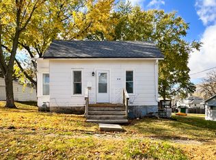814 N 15th St, Clarinda, IA 51632