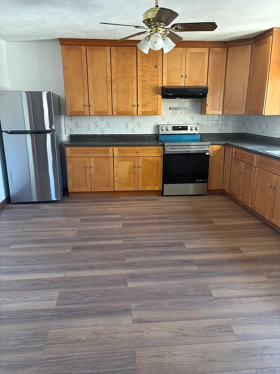 Building Photo - 64 Perkins St #2