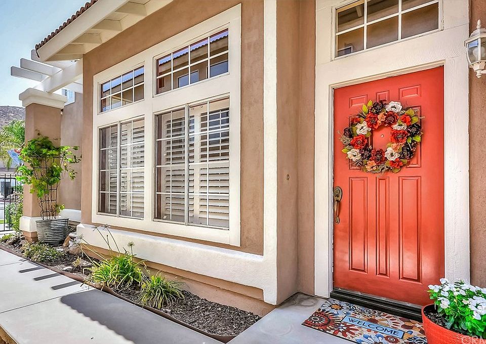 1st image of 811 San Carlos Cir