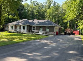26962 Pebblestone St, Southfield, MI 48034