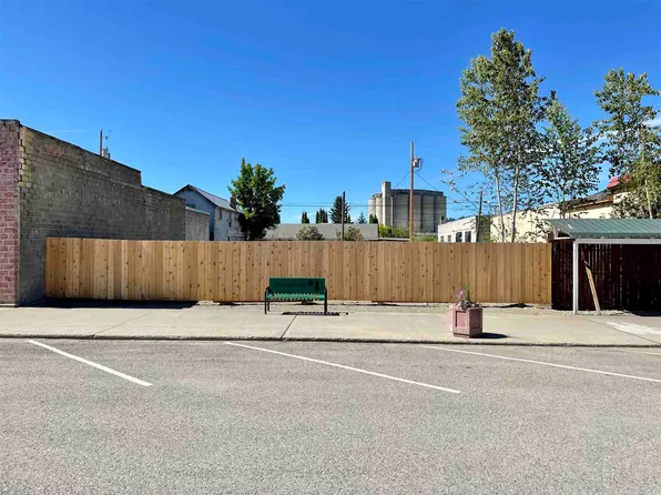 208/210 S 5th Ave, Metaline Falls, WA 99153