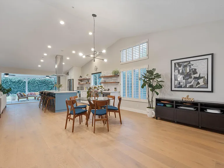 1220 Dincara Rd — Photo 14