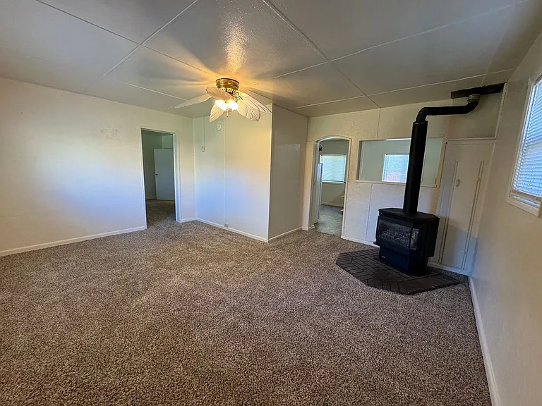 1250 Madison St — Photo 18