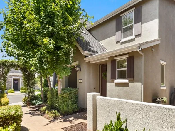 600 Saint Armel Pl, Roseville, CA 95747