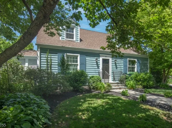 69 W Oak St, Bernards Twp., NJ 07920