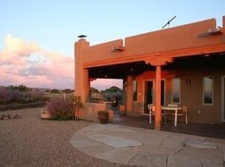 7 Quedo Rd, Santa Fe, NM 87508