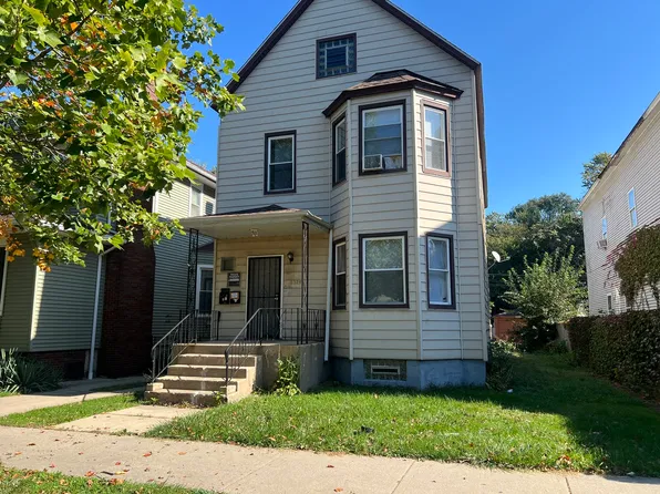 8329 S Burnham Ave, Chicago, IL 60617