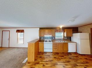 136 Northwest Dr, Bismarck, ND 58504