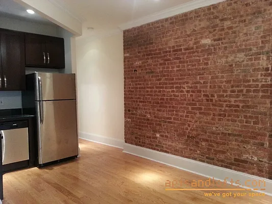 Rented by aptsandlofts.com | media 24