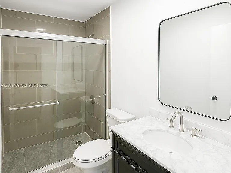10385 SW 209th Ln — Photo 5