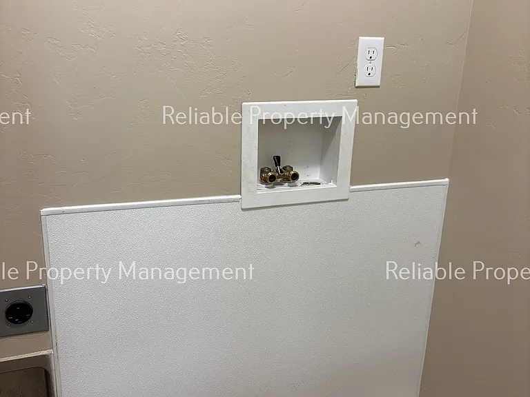 184 W Pine St #2 — Photo 7