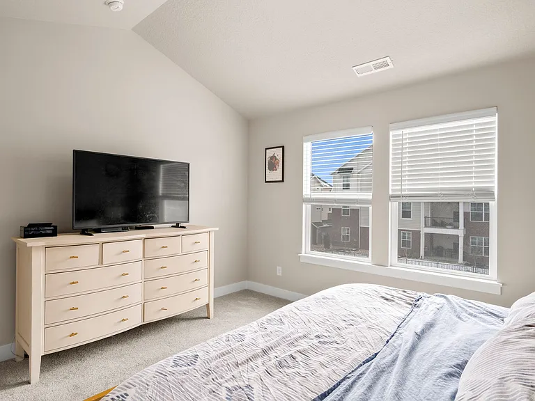 3928 W Hardman Way #4 — Photo 11