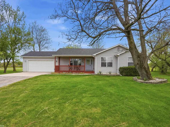4673 Smiths Creek Rd, Kimball, MI 48074