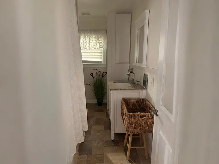 8 Peck Ave #1 — Photo 10