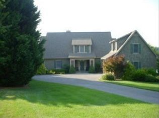 130 Clipper Cir, Moneta, VA 24121