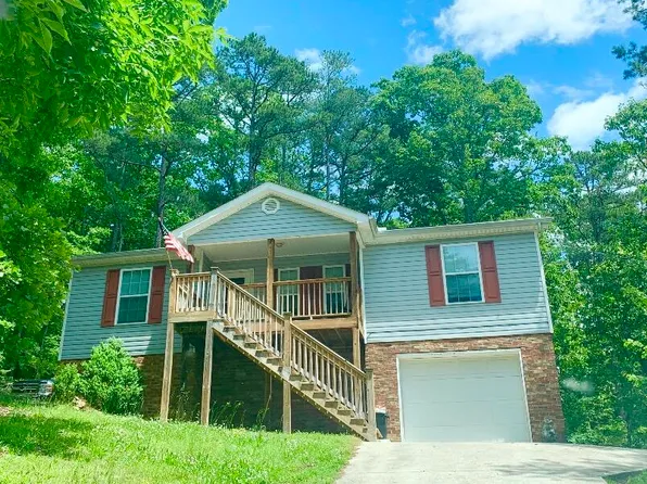 1058 Crestridge Dr, Rossville, GA 30741