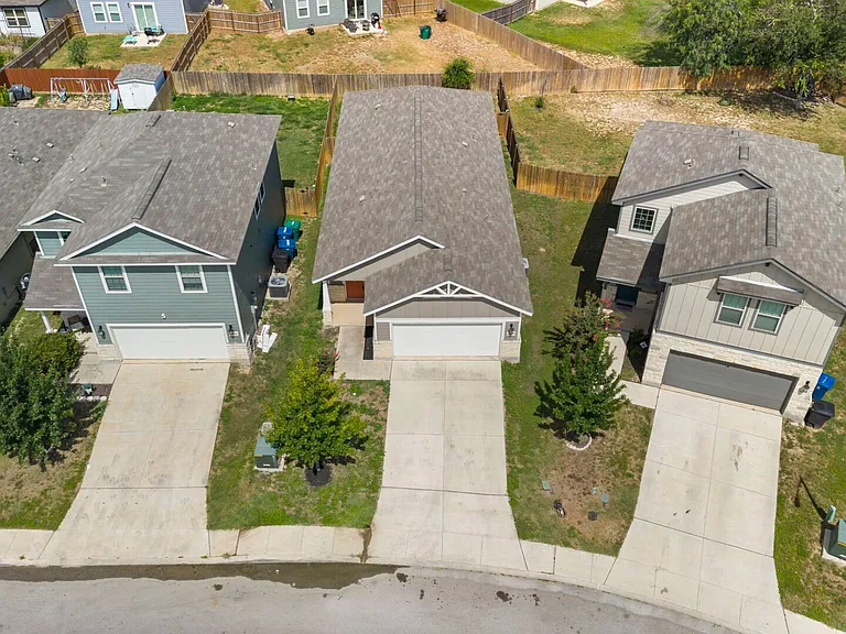 10019 Rancho Real Rd — Photo 17