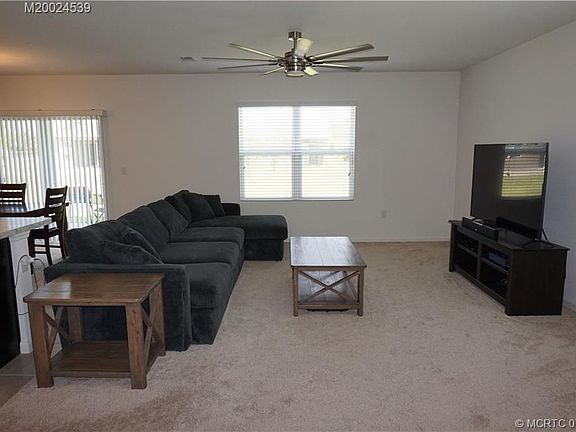 4th image of 11206 SW Sophronia St