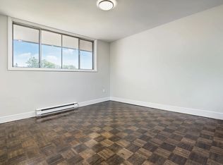 3311 Bathurst St #705, Toronto, ON M6A2B5