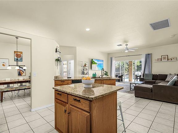 5th image of 1217 SW 1st AVE