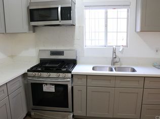 2750 W 15th St, Los Angeles, CA 90006
