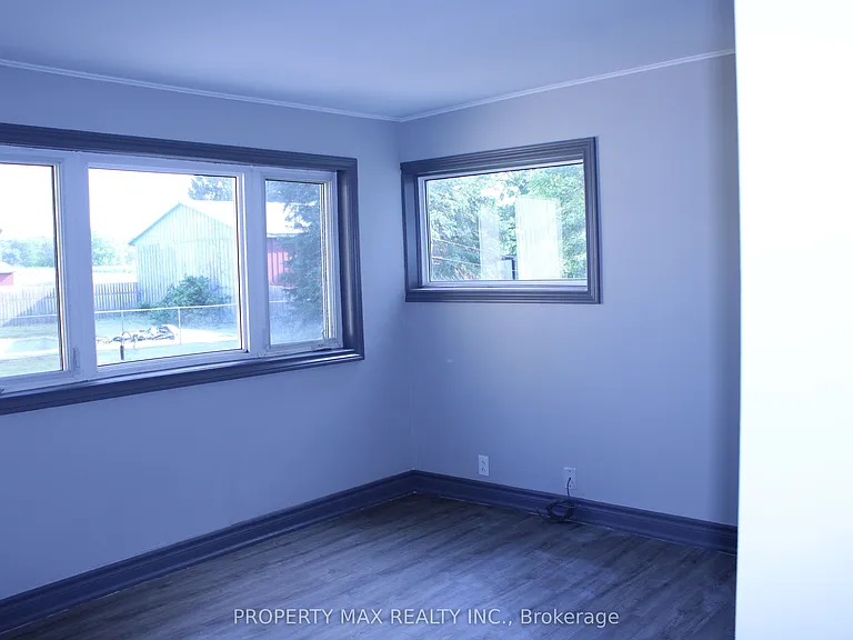 5363 Davis Dr — Photo 7