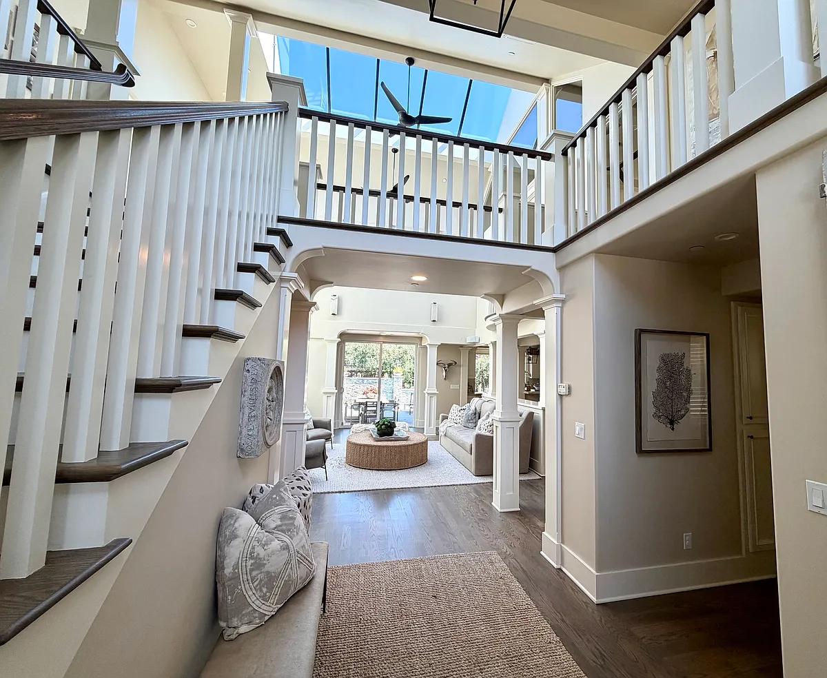 Building Photo - Seabreeze Pl
