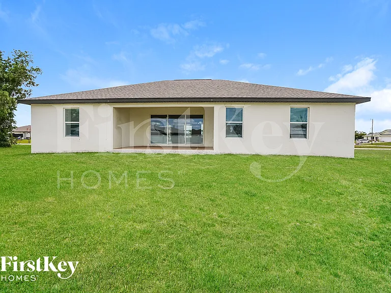 3229 NW 1st Ave — Photo 15