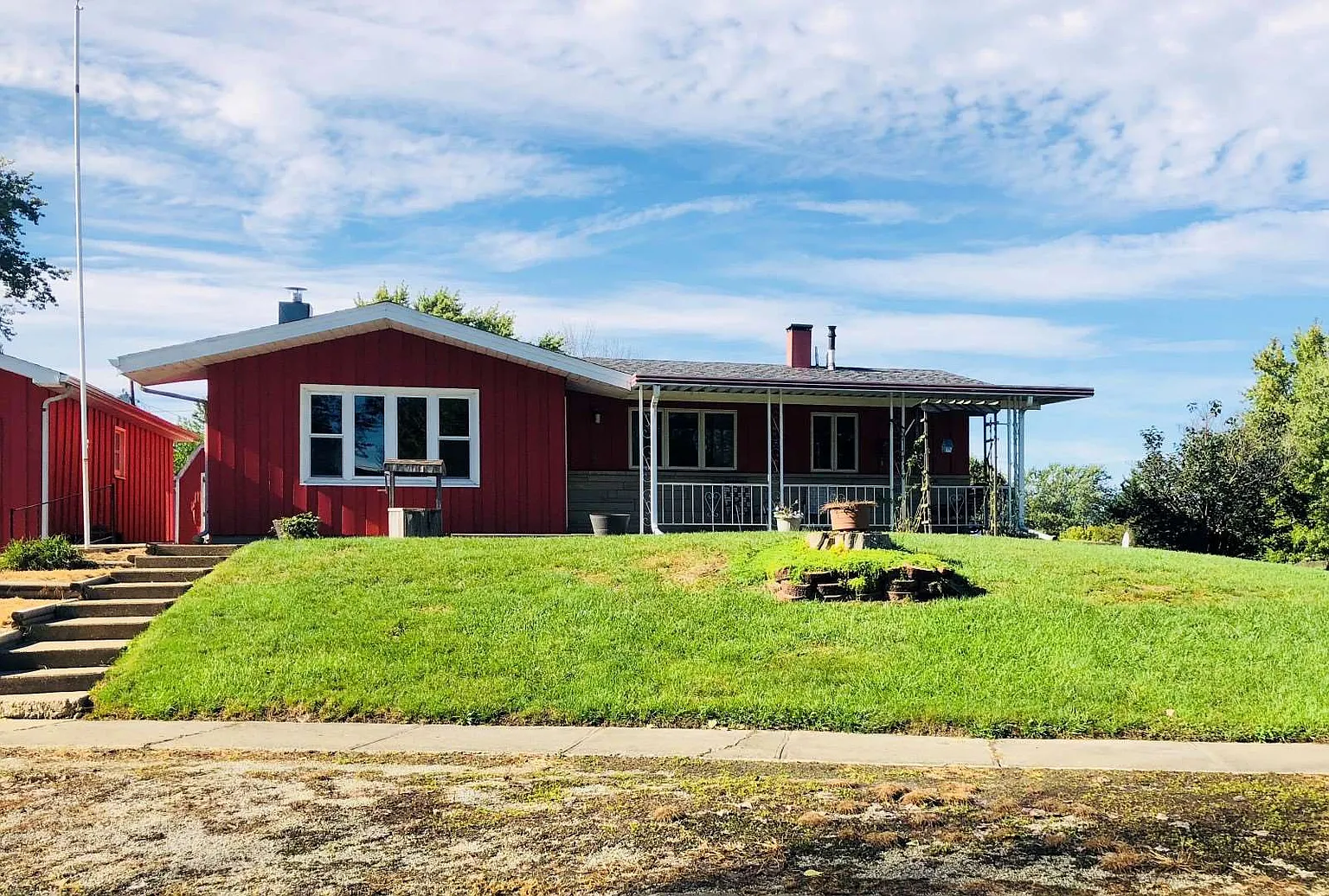 5216 Mohawk Dr photo 1