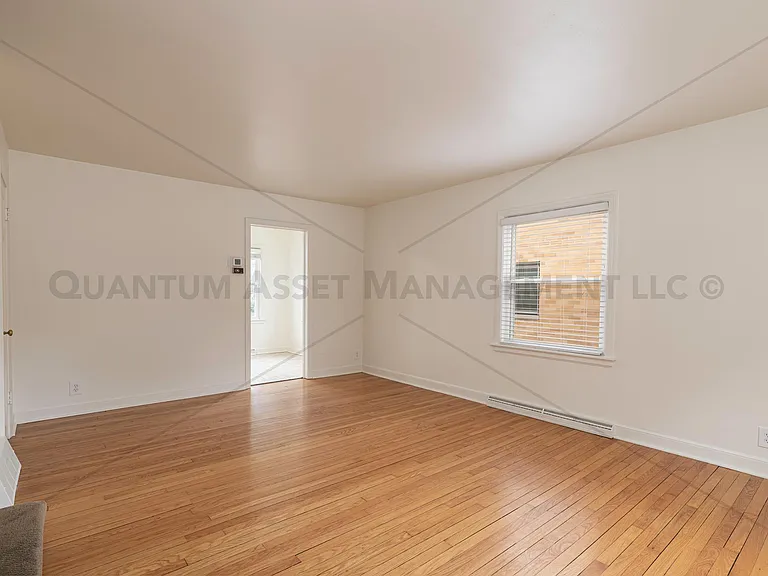 5034 N Bay Ridge Ave — Photo 8