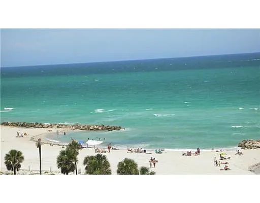 Building Photo - 2899 Collins Ave #1114