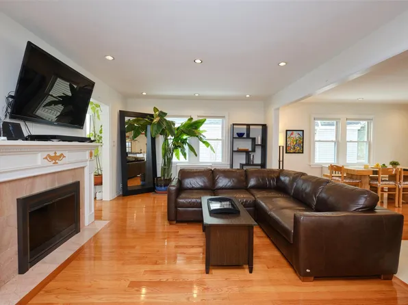 255-31 Iowa Road, Great Neck, NY 11020