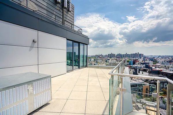 Rented by Cyberapts Management | media 18