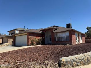 12184 Chato Villa Dr, El Paso, TX 79936