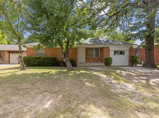621 Odeneal St, Dallas, TX 75217