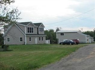 278 Badgerborough Rd, Palmyra, ME 04965