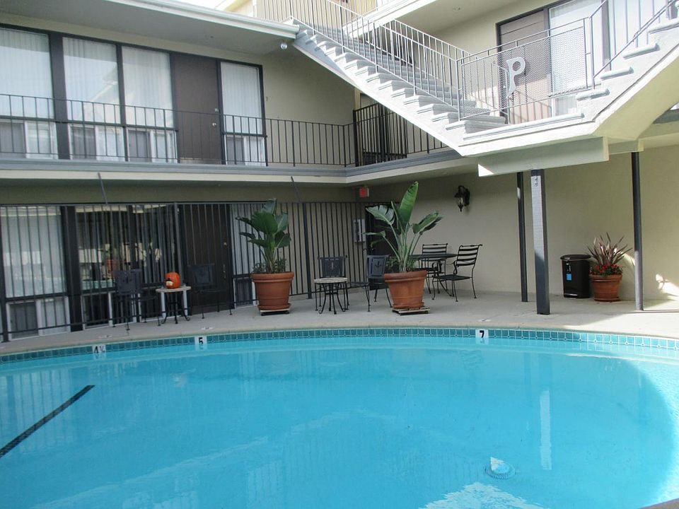 1st image of 125 Ximeno Ave APT 17