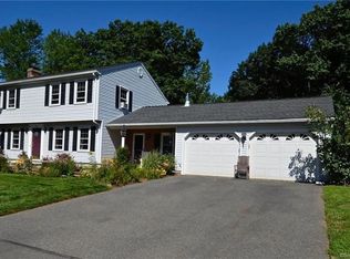33 Celtic Ct, Enfield, CT 06082