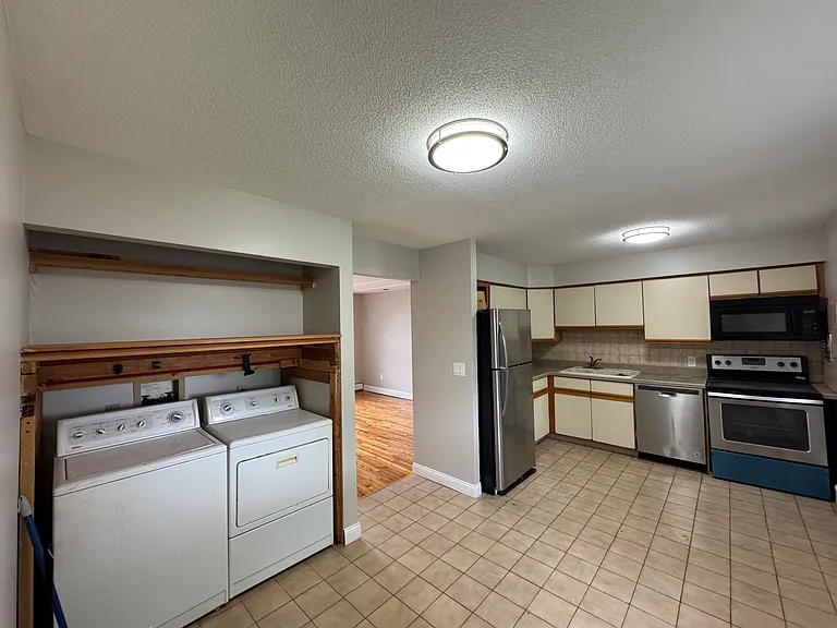 69 Mountain Laurel Dr — Photo 4