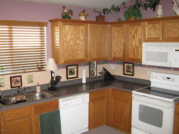 4th image of 13980 W Maui Ln