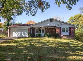 2050 Valerie Dr, Florissant, MO 63033