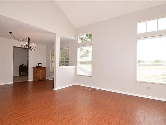4th image of 9965 Aloma Bend Ln