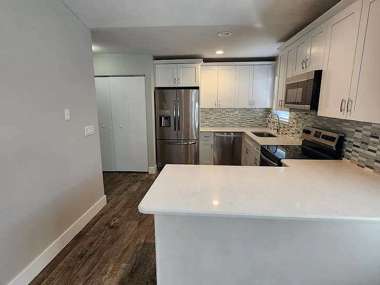 8783 SE Hobe Ridge Ave — Photo 4