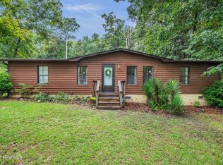 818 Wildwood Cir, Hampstead, NC 28443