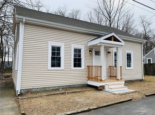 18 Howard St, Cranston, RI 02920