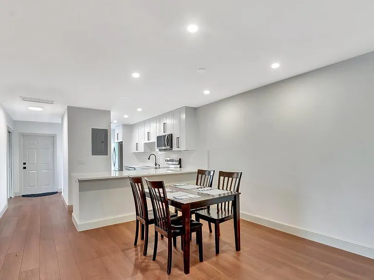 1140 Mahogany Way #204 — Photo 14