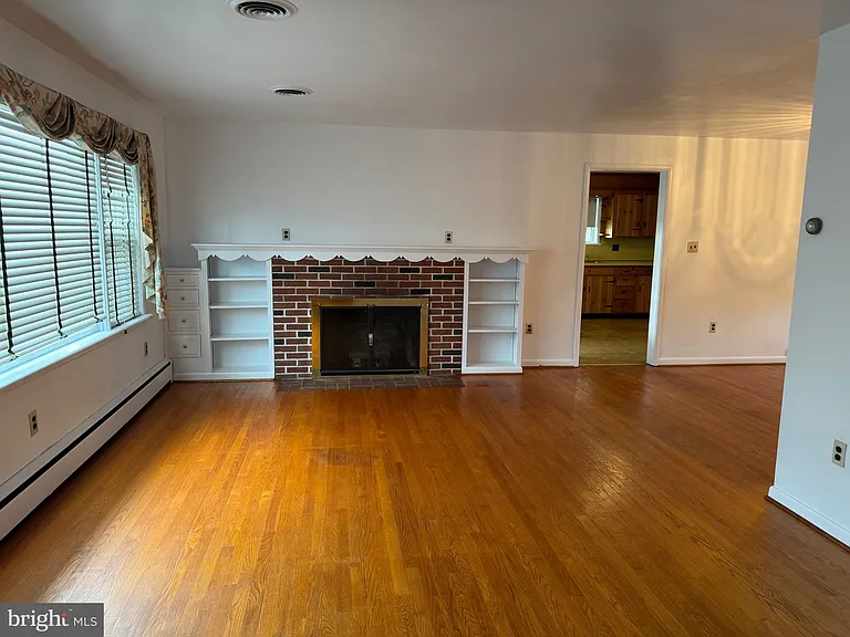 1018 Lancaster Pike — Photo 5