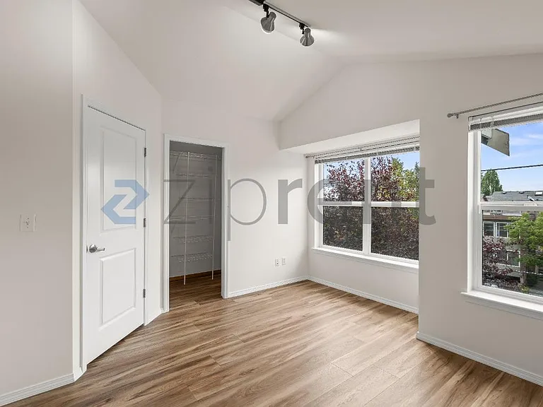 516 N 46th St #A — Photo 16