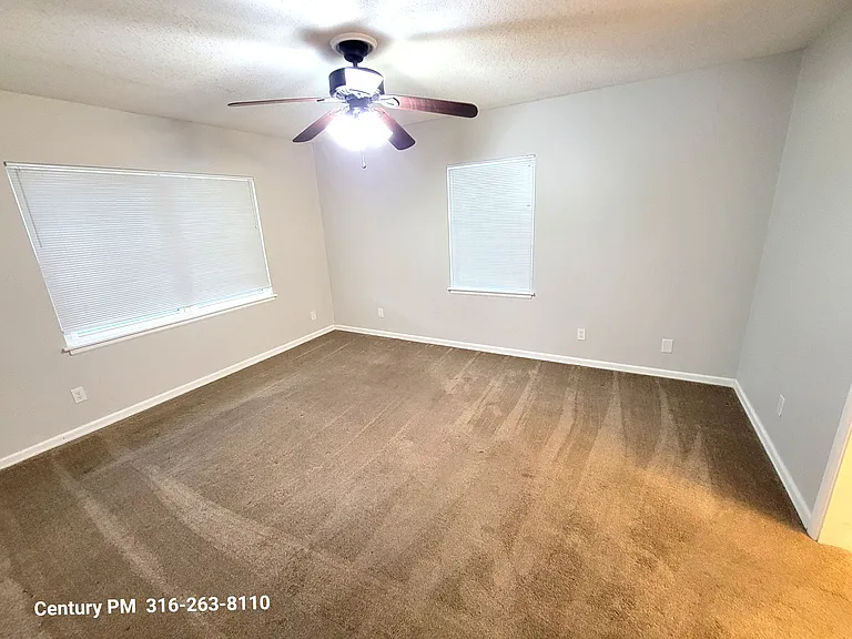 719 N Stackman Dr #D — Photo 8